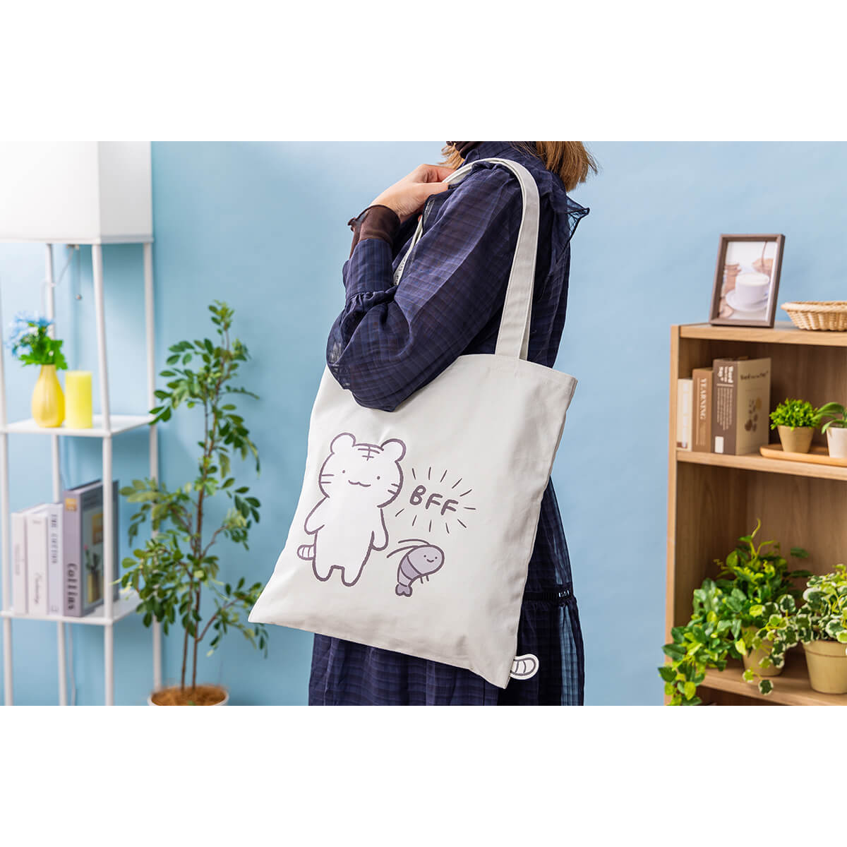 ホワイトタイガーとブラックタイガー デイリーユーストート（うさぎ