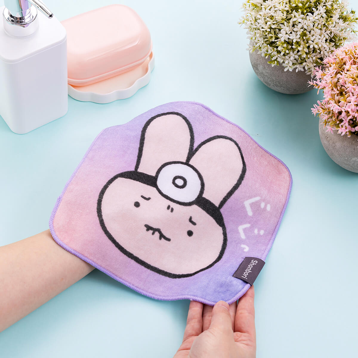 ホワイトタイガーとブラックタイガー しょんぼりおかおなハンドタオル