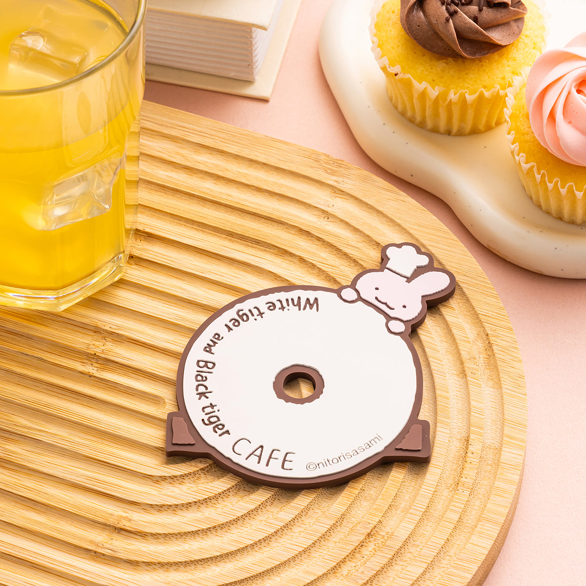 ホワイトタイガーとブラックタイガーカフェ 額帯鏡ラバーコースター