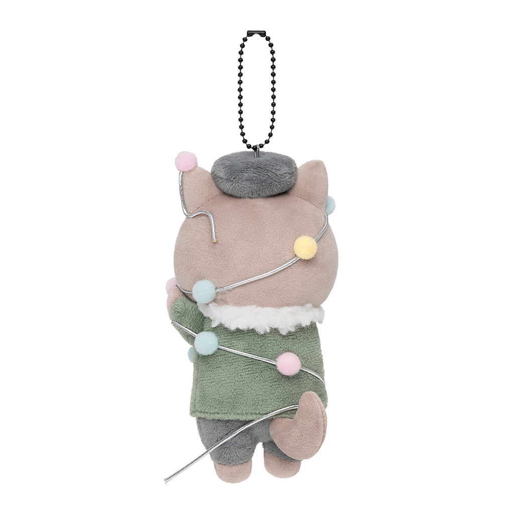 ホワイトタイガーとブラックタイガー 飾り付けられた犬のおまわりさんマスコット