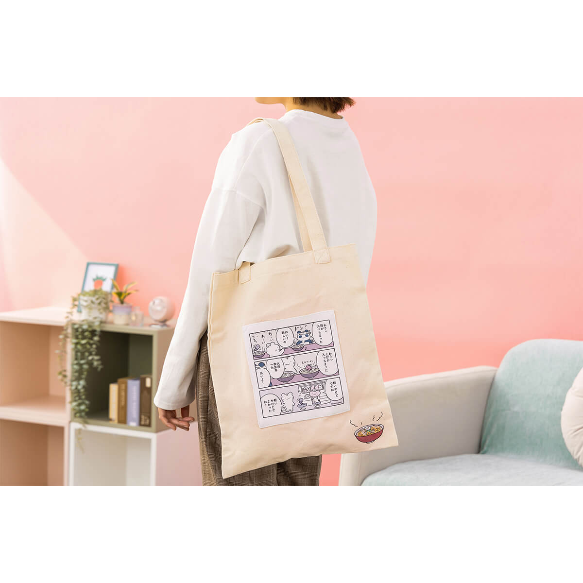 White Tiger and Black Tiger Flat tote bag with pocket (shrimp ramen)