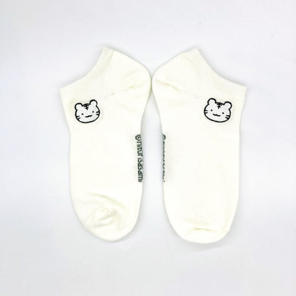 ホワイトタイガーとブラックタイガー ソックス（ホワイトタイガー刺繍柄 オフホワイト）