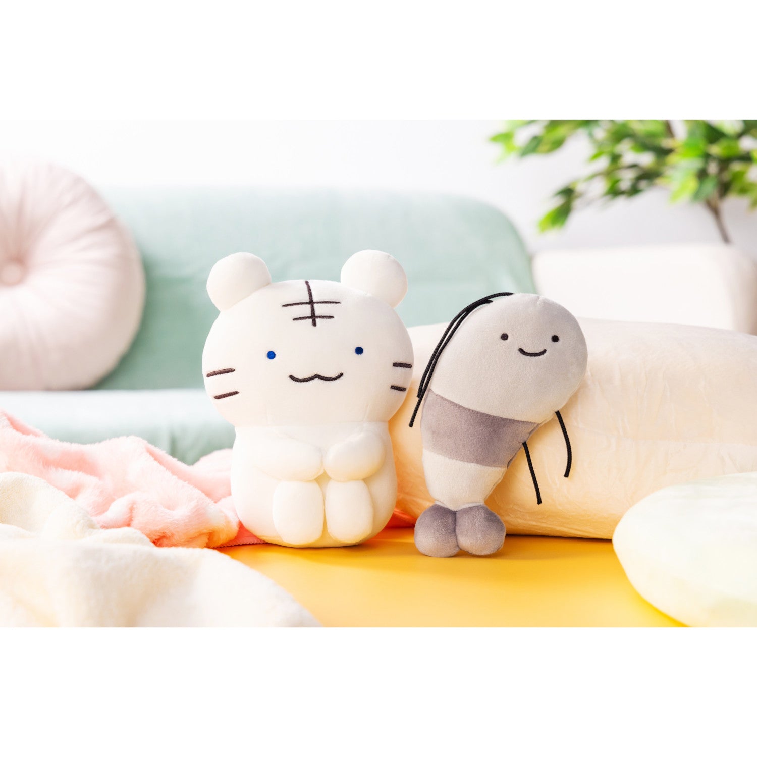 ホワイトタイガーとブラックタイガー ぬいぐるみS（ホワイトタイガー
